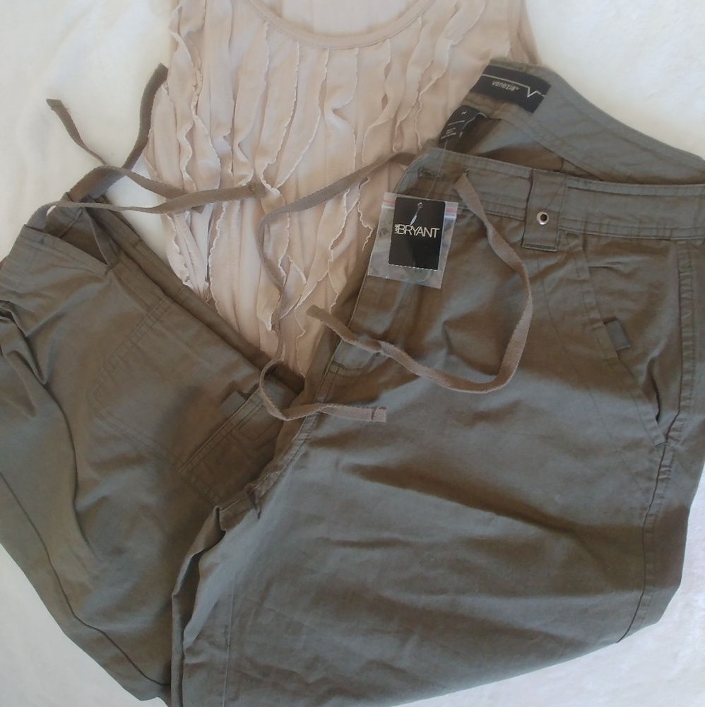 NWT Lane Bryant Cargo Capris